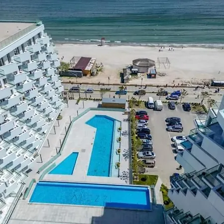 Premium - Infinity Rooftop Pool & Private Parking * Navodari